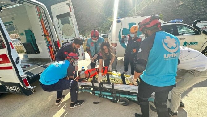 Şemdinli Devlet Hastanesi'nde afet ve acil durum tatbikatı yapıldı