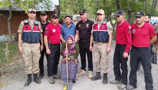 Erzurum'da kaybolan 82 yaşındaki Alzheimer hastası kadın ekiplerce bulundu