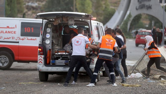 Filistin: İsrail Gazze'de hastane ve ambulansları kasten hedef alıyor