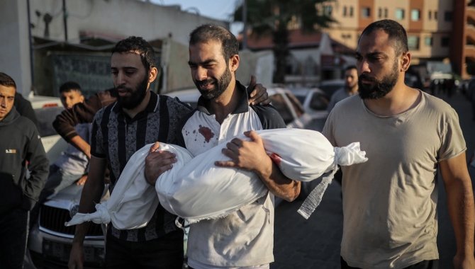 İsrail'in Gazze'ye saldırılarında 1524'ü çocuk 3 bin 785 kişi öldü