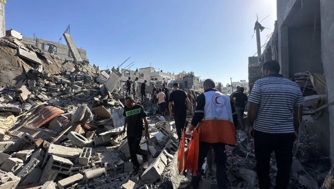 Filistinli gruplardan "tedavi için yaralıların Gazze dışına çıkarılması" çağrısı