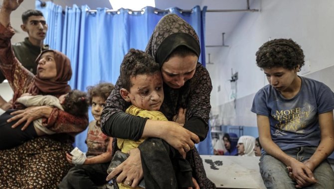 İsrail, Gazze'nin kuzeyindeki 20 hastaneyi boşaltılması için uyardı