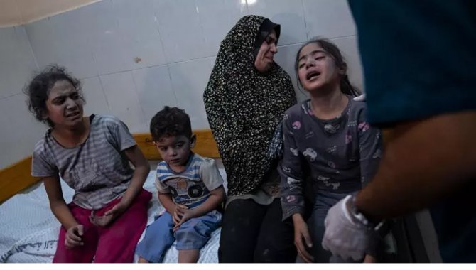 İsrail, Gazze’deki hastanelerin "terör" amaçlı kullanıldığını iddia ederek boşaltılmasını istedi