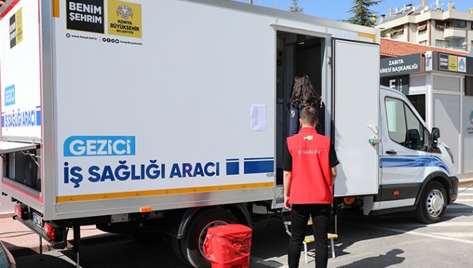 Konya Büyükşehir Belediyesi personeli için "Gezici İş Sağlığı Aracı" ile hizmet vermeye başladı