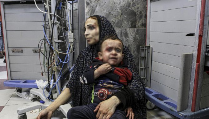 Gazze'de yakıt krizi nedeniyle bir hastanenin daha elektrik jeneratörleri durdu