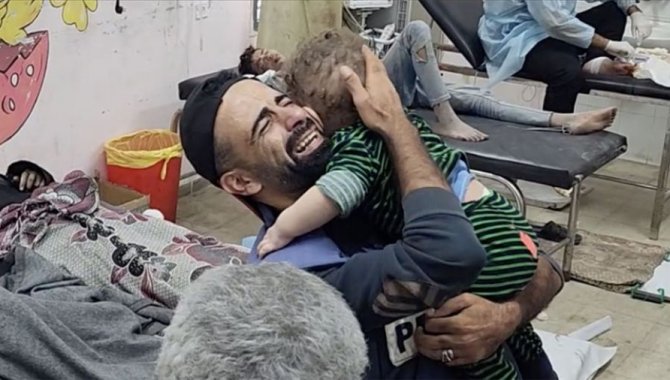 Filistin Sağlık Bakanlığı: İnsanların 30 gündür katledilmesi yetmedi mi?