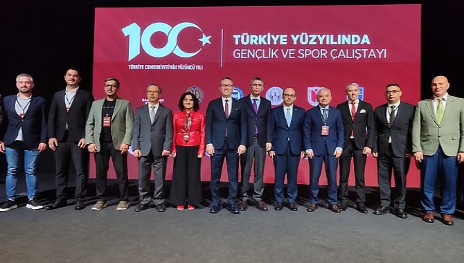 "Türkiye Yüzyılında Gençlik ve Spor Çalıştayı" sona erdi