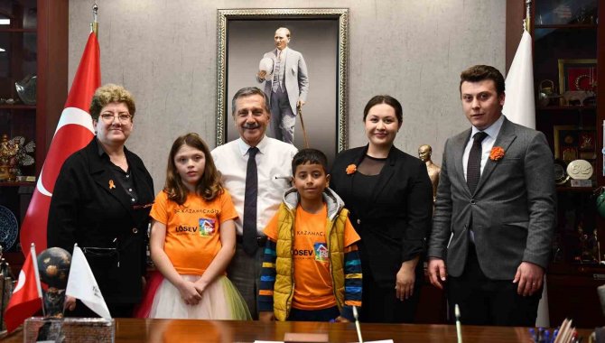 Başkan Ataç Lösemiyi Yenen Çocukları Ağırladı