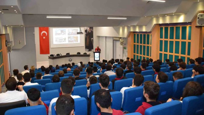 Kızılay, Denizli Osb Teknik Koleji Öğrencilerine Kan Vermenin Önemini Anlattı