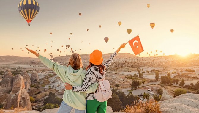 Türkiye 2022 yılında en çok turist ağırlayan 5. ülke oldu