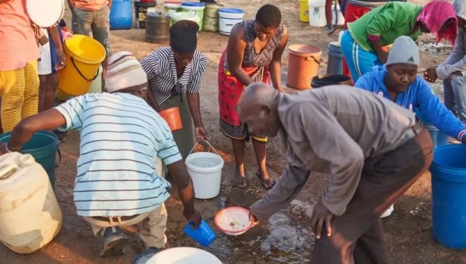Zimbabve'de kolera salgını nedeniyle olağanüstü hal ilan edildi