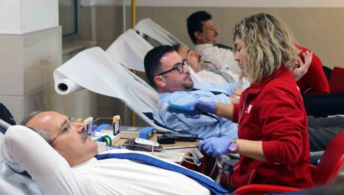 Zonguldak Adliyesi’nde Kan Bağışı Etkinliği Düzenlendi