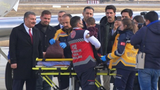 Gazzeli 3 Yaralı Çocuk Ankara’ya Getirildi