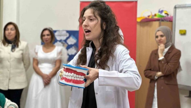 Öğrencilerin Dişleri Çürük Çıktı, Doktorlar ‘Abur Cubur’ Uyarısı Yaptı