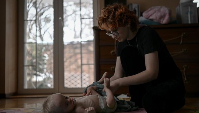 Harkiv'de savaş nedeniyle kimsesiz kalan hasta ve engelli çocukların koruyucu annesi Mariya