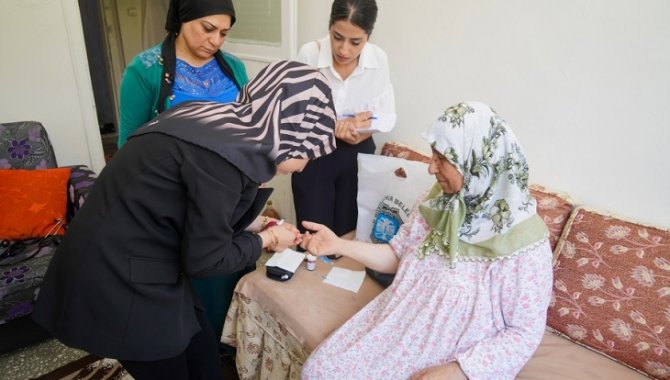 Kars Belediyesi evde bakım hizmetiyle engellilerin yaşamını kolaylaştırıyor