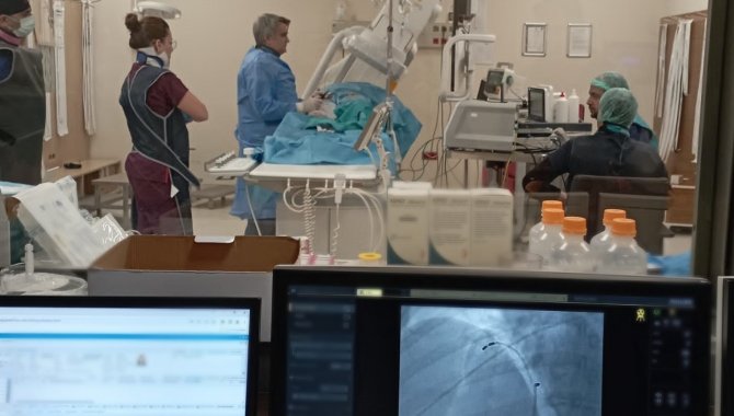 Elazığ Fethi Sekin Şehir Hastanesinde Ablasyon Yöntemi İle Kalp Çarpıntısı Tedavisi Yapıldı
