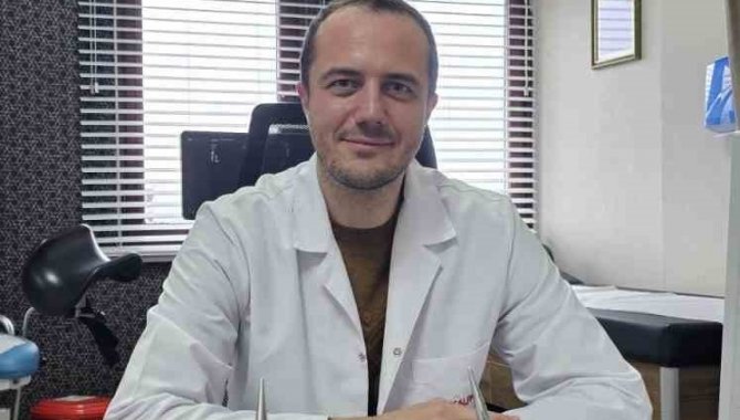 Doç. Dr. Deniz Kulaksız: “Gebelikteki Hormonal Değişiklikler, Enfeksiyonlara Direnci Azaltıyor”