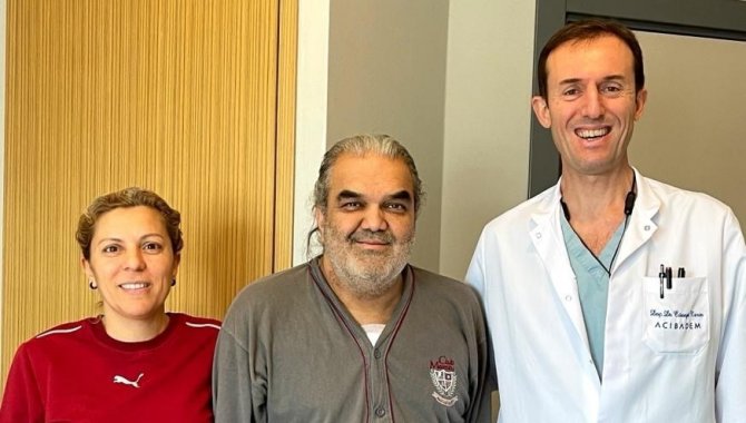 Önce Böbrek Nakli, Sonra 5 Damar By-pass Ameliyatı