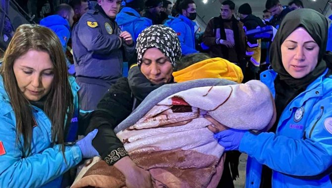 Gazzeli 85 Hasta Ve Yaralı, Mısır’dan Türkiye’ye Getiriliyor