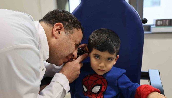 Prof. Dr. Sakallıoğlu: ’’Orta Kulak İltihabı Tedavi Edilmezse Nadir De Olsa Yüz Felci Ve Menenjite Neden Olabilir’’