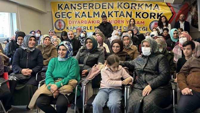 Diyarbakır’da Vatandaşlar Kansere Karşı Bilinçlendiriliyor