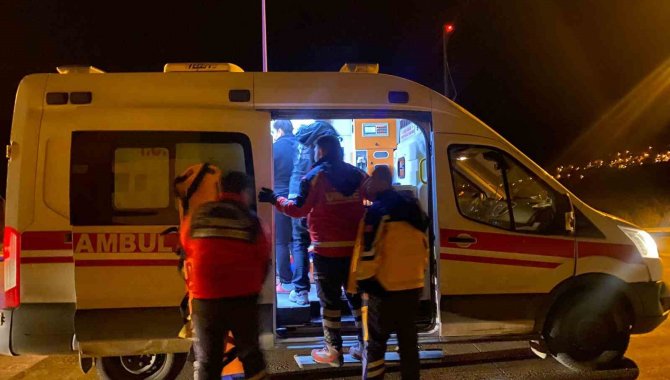 Gökçeada’da Rahatsızlanan Hasta Askeri Helikopterle Çanakkale’ye Getirildi