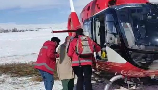 Çaldıran’da 31 Yaşındaki Kadın Hasta İçin Helikopter Havalandı