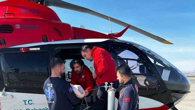 Ambulans Helikopter 2,5 Aylık Adem İçin Havalandı
