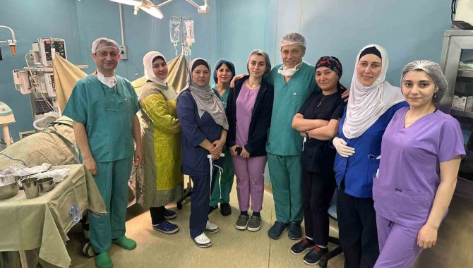 Sağlık Turizmi Projesi Kapsamında Trabzon’dan Bakü’ye Gittiler, Başarılı Ameliyata İmza Attılar