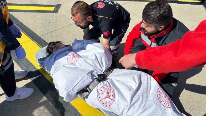 Şırnak’ta 7 Aylık Hamile Kadın Ambulans Helikopterle Diyarbakır’a Sevk Edildi