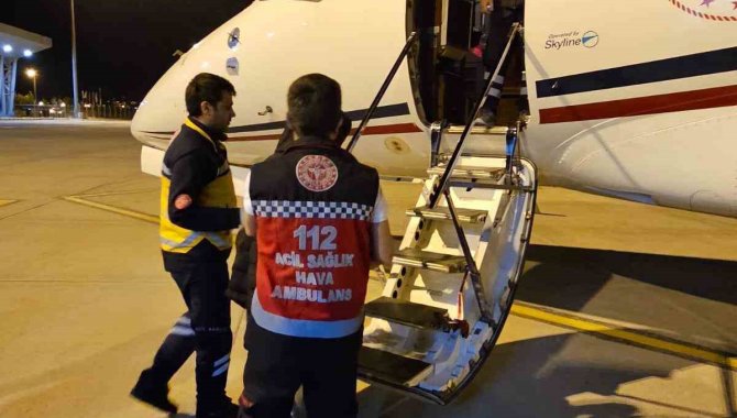 13 Yaşındaki Genç, Uçak Ambulans İle Ankara’ya Sevk Edildi