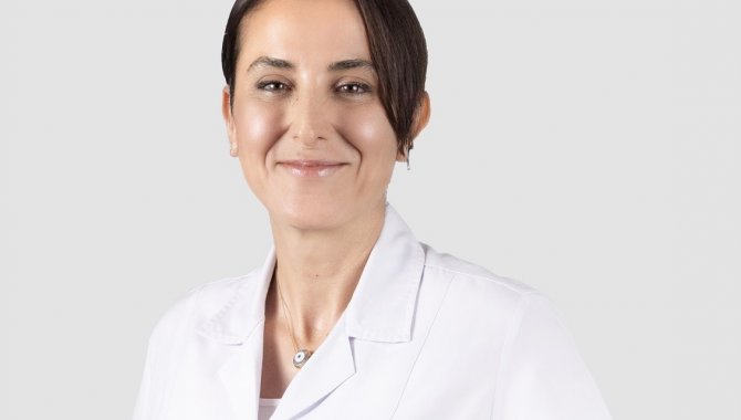 Göz Hastalıkları Uzmanı Prof. Dr. Zeynep Alkın: