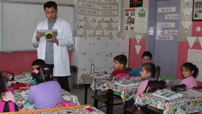 Alaşehirli Öğrencilere Göz Taraması