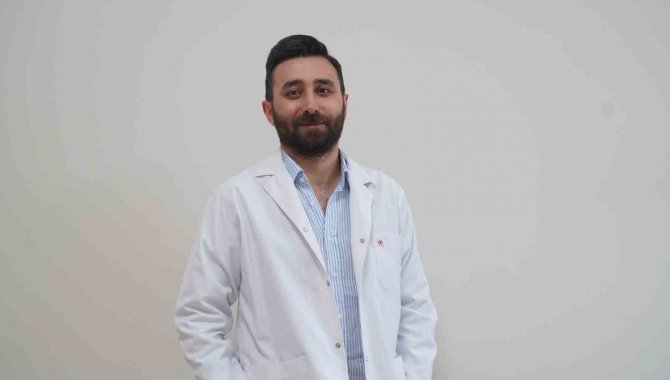 Op. Dr. Mustafa Şahin Hasta Kabulüne Başladı