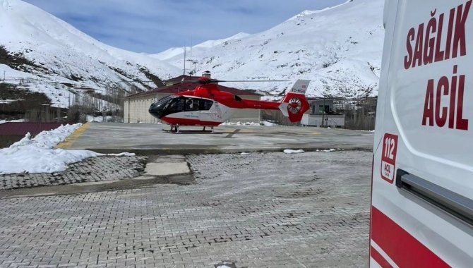 Ambulans Helikopter 49 Yaşındaki Hasta İçin Havalandı