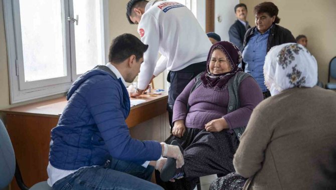 Büyükşehir Belediyesi, Köy Ve Mahallelere Sağlık Hizmeti Ulaştırmaya Devam Ediyor