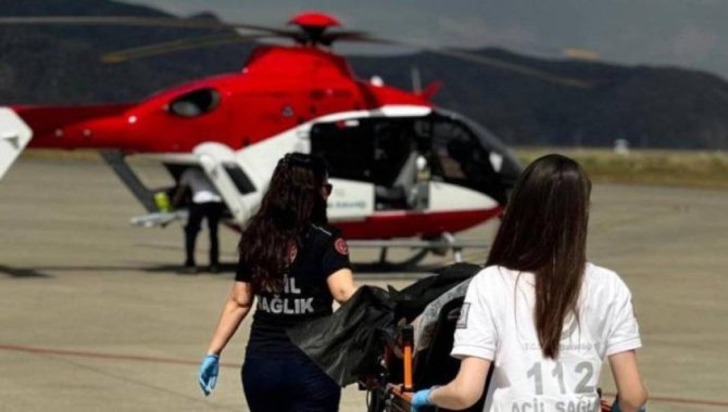 Şırnak'ta ambulans helikopter yüksek tansiyon rahatsızlığı yaşayan hasta için havalandı