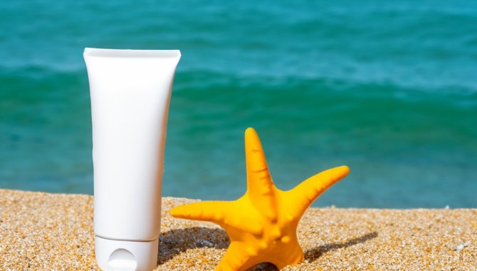 Güneş Kremini Nasıl Kullanmalı Ve Nelere Dikkat Etmeliyiz