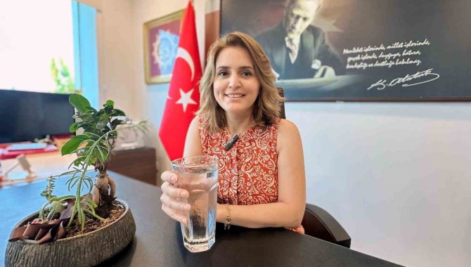 Sıcak Yaz Günlerinde Su Tüketimine Dikkat Çektiler