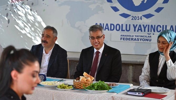 Sağlık Bakanı Memişoğlu, Anadolu Yayıncılar Federasyonu'nda soruları yanıtladı: