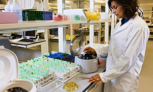 Gediz Üniversitesi Öğretim Üyesi, Nanoteknolojiyle Tıpta Çığır Açacak