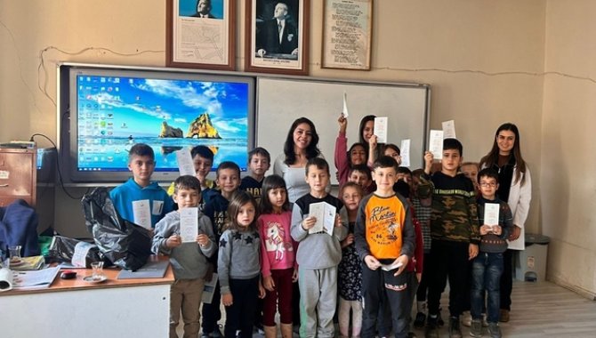 Okul Öncesi Bağışıklık Uyarısı: "Dengeli Beslenen Çocuğun Ekstra Takviyeye İhtiyacı Yok"