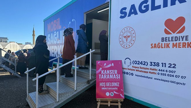 Mobil sağlık tırı ekibi erken tanı için yollara düşüyor