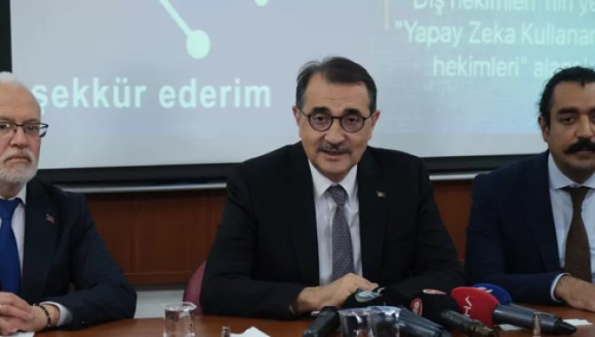 TBMM Yapay Zeka Araştırma Komisyonu Başkanı Dönmez'den Eskişehir Ağız ve Diş Sağlığı Hastanesi'ne ziyaret