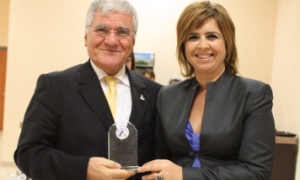 Medikal Muhasebe  Uzmanlığı Sertifika Programı ilk mezunlarını 07.11.2010 tarihinde verdi