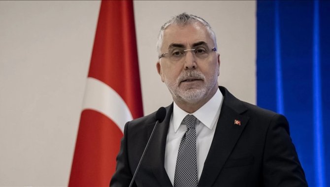 Bakan Işıkhan'dan kamu çalışanlarının mali ve sosyal haklarına ilişkin açıklama: