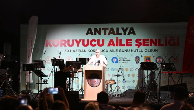 Antalya'da Koruyucu Aile Günü etkinliklerle kutlandı