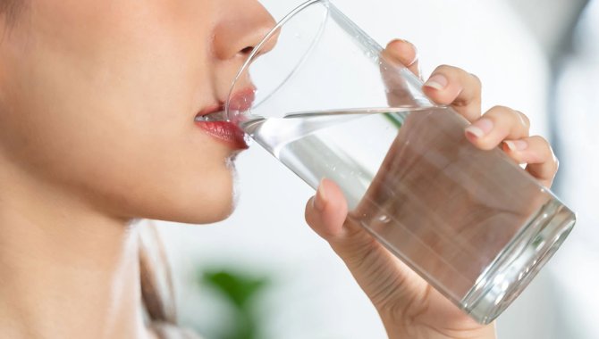 Aşırı susama ve idrara çıkma "diyabetes insipidus" belirtisi olabilir