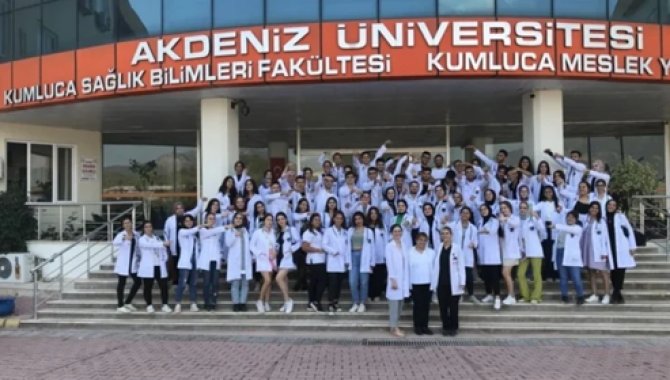 Akdeniz Üniversitesi Kumluca Sağlık Bilimleri Fakültesi eğitime devam edecek